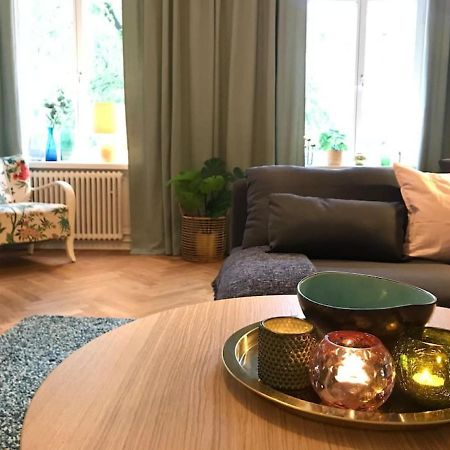 שטוקהולם Artistic And Light 2 Room Apartment In Sofo 65Sqm מראה חיצוני תמונה